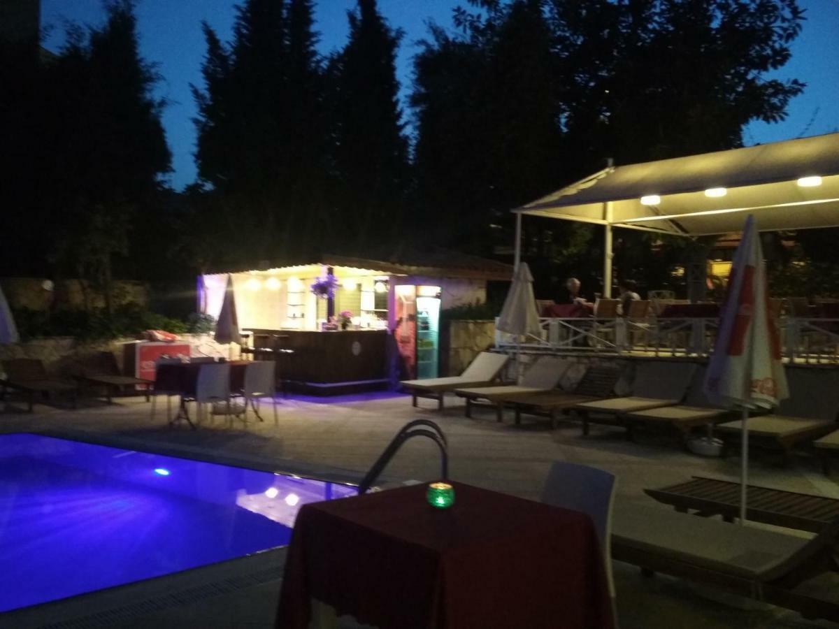 Villa Gizem Special Class Hotel Side Eksteriør billede